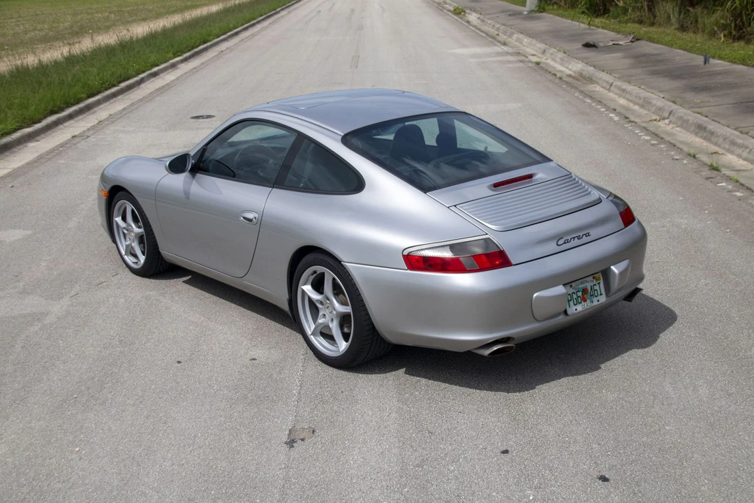 2002 Porsche 996 Carrera - Image 19 of 31