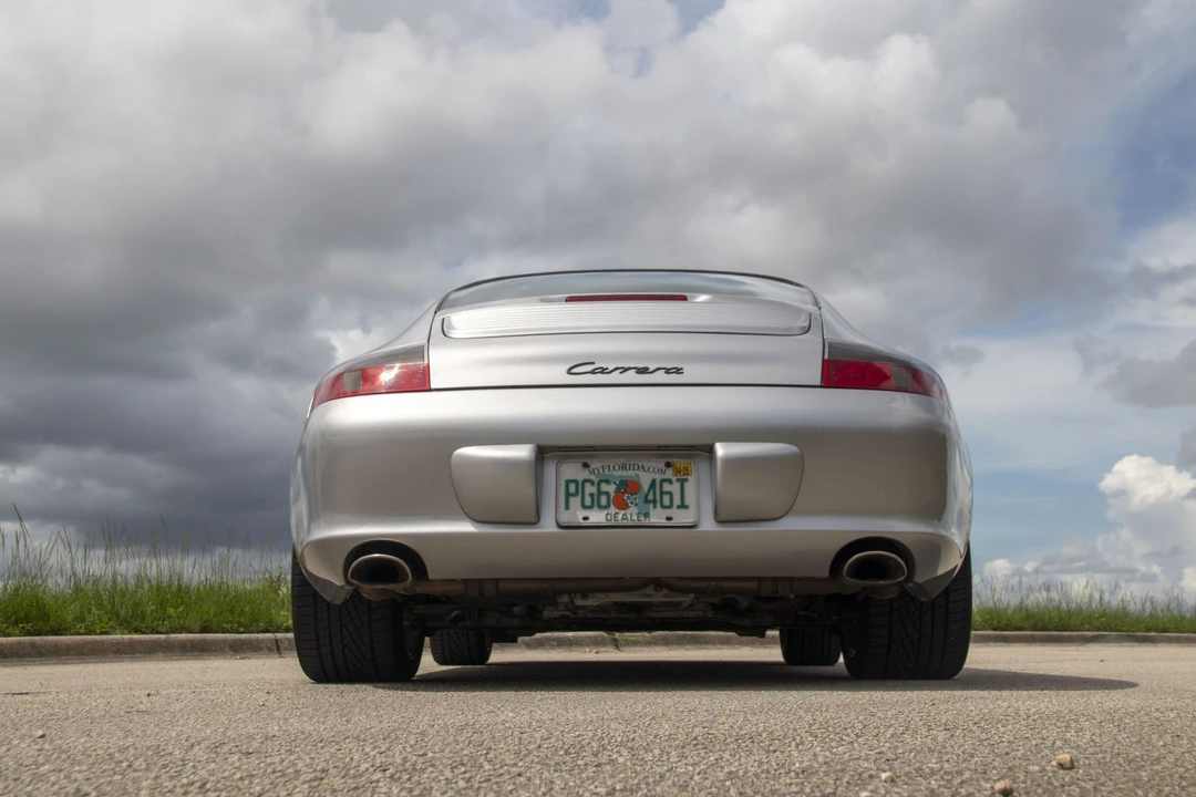 2002 Porsche 996 Carrera - Image 18 of 31