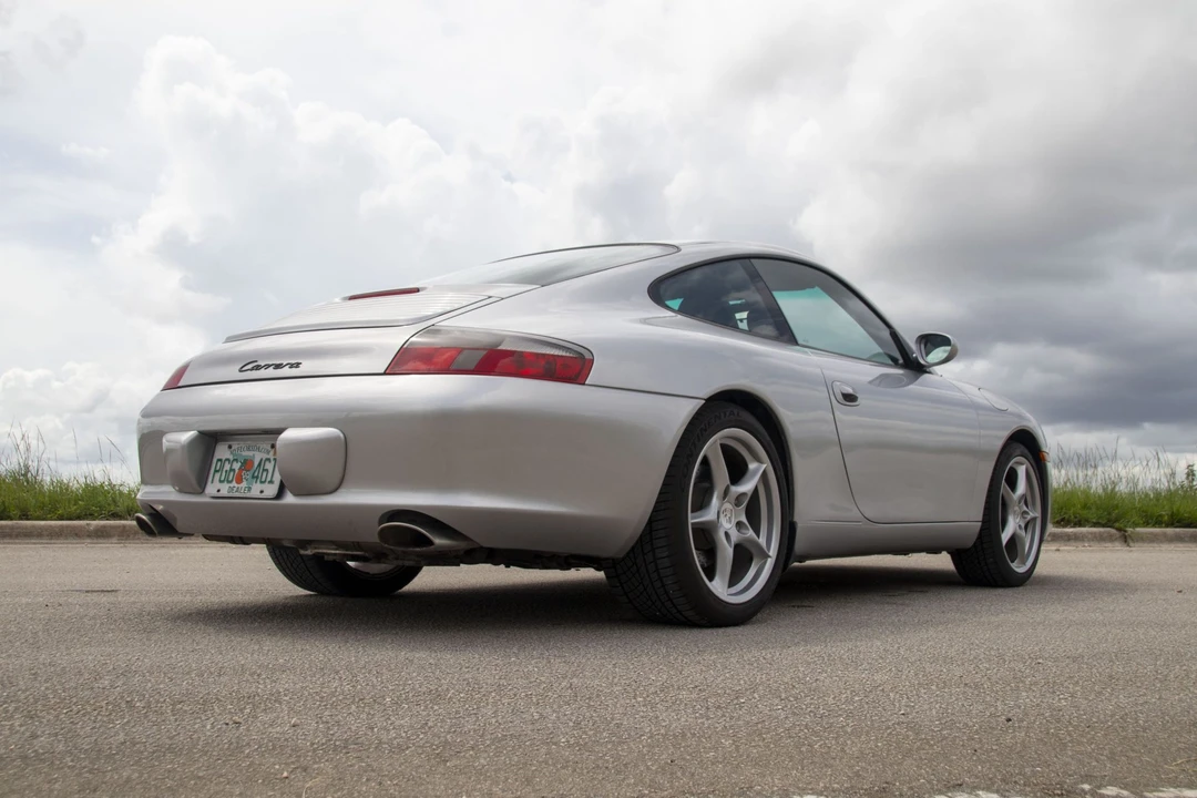2002 Porsche 996 Carrera - Image 15 of 31