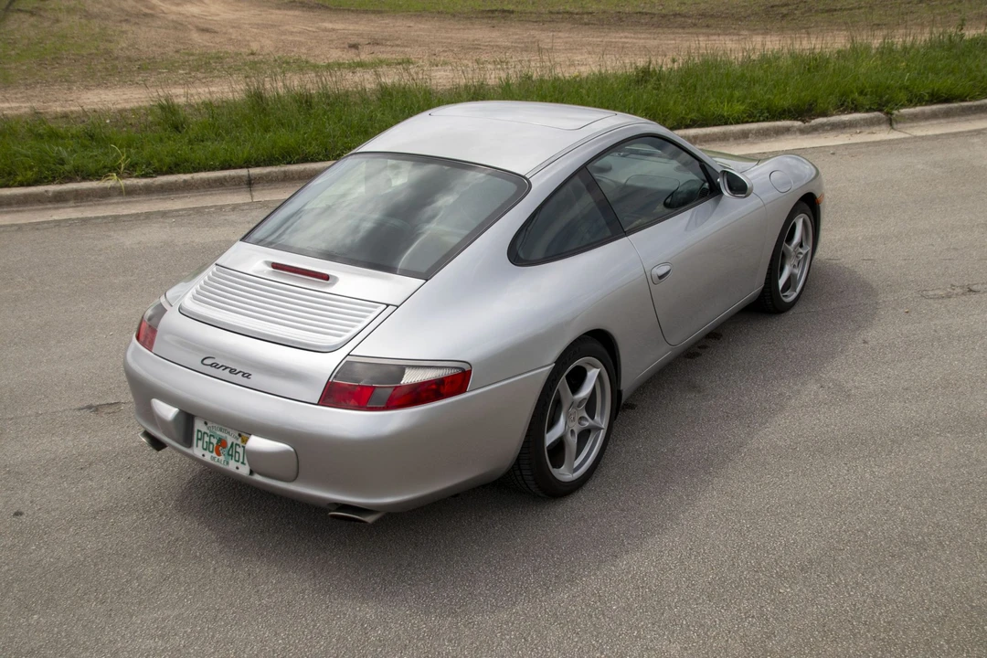 2002 Porsche 996 Carrera - Image 12 of 31