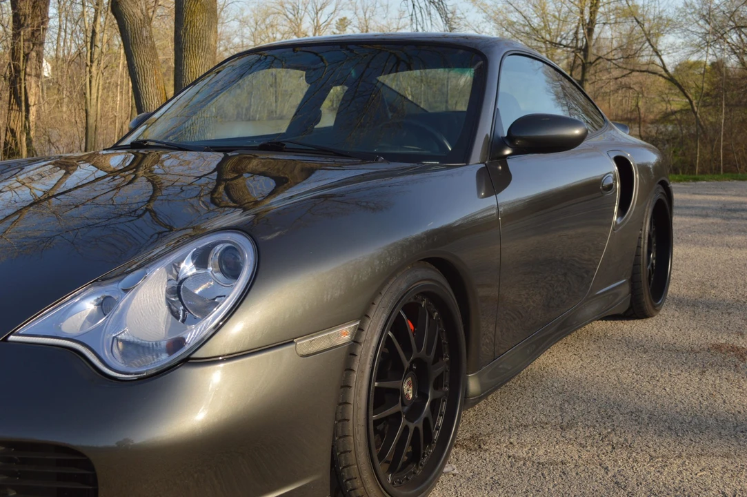 2002 Porsche 996 Turbo - Image 11 of 31