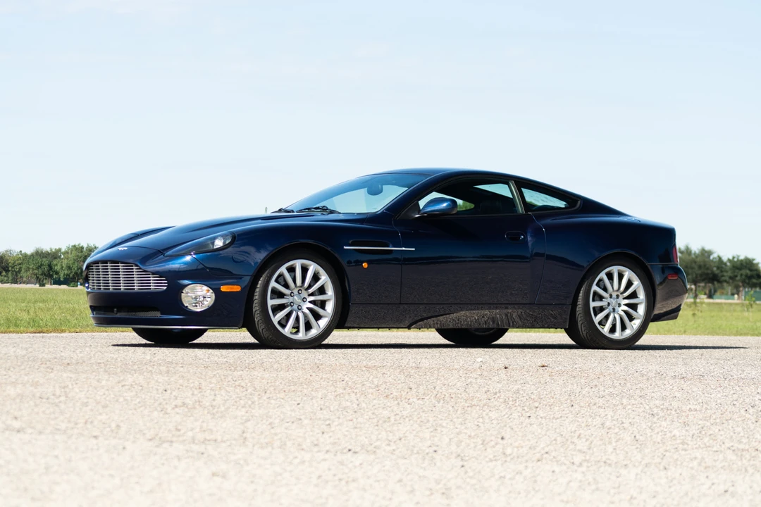 2003 Aston Martin Vanquish 1st Gen - Image 5 of 31