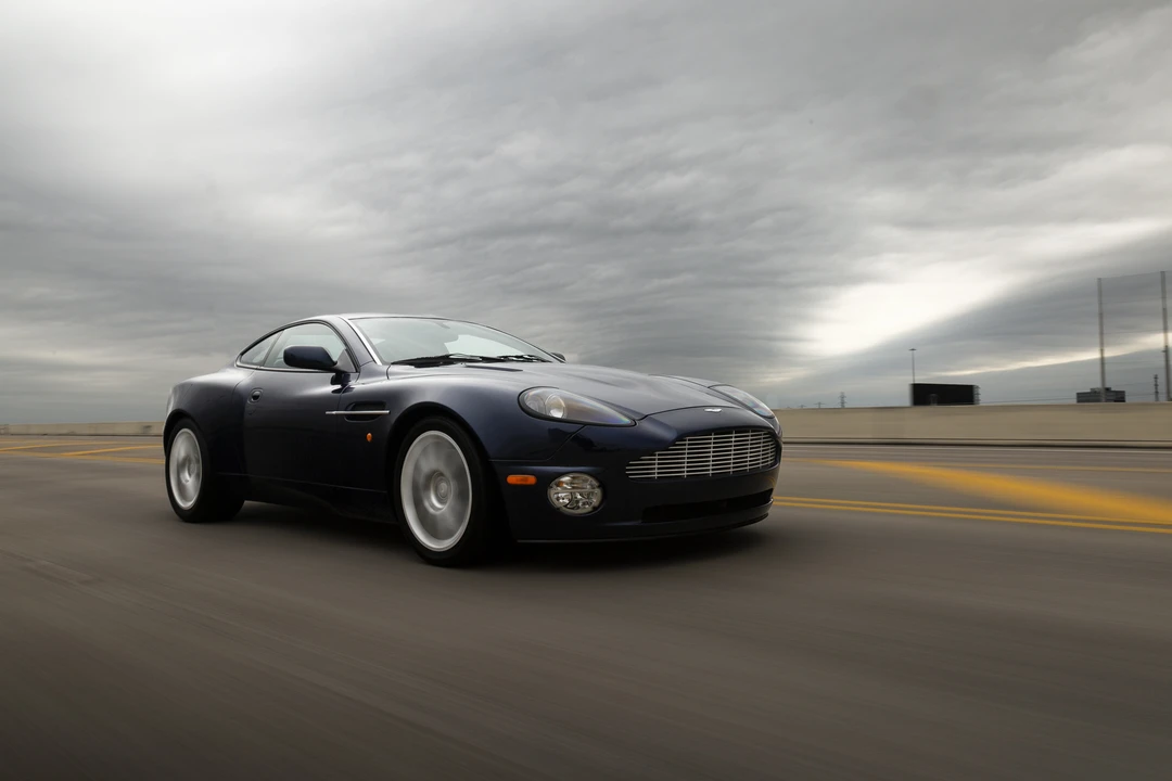 2003 Aston Martin Vanquish 1st Gen - Image 2 of 31