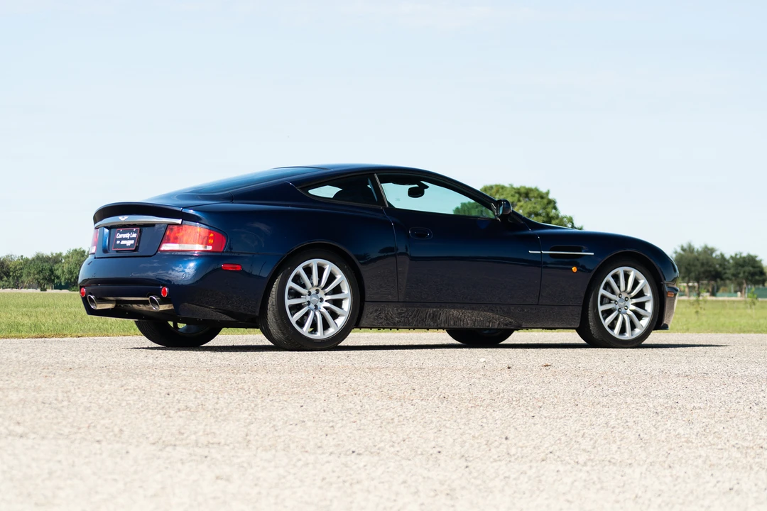 2003 Aston Martin Vanquish 1st Gen - Image 10 of 31