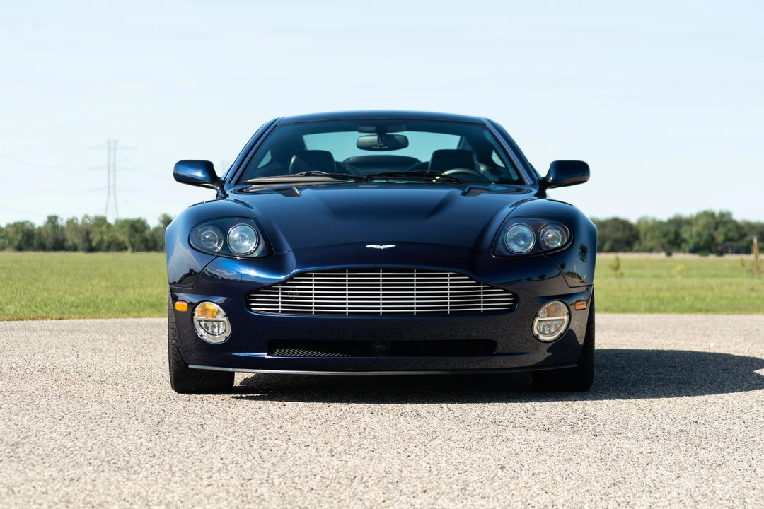 2003 Aston Martin Vanquish 1st Gen - Image 13 of 31