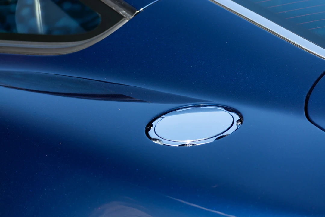 2003 Aston Martin Vanquish 1st Gen - Image 19 of 31