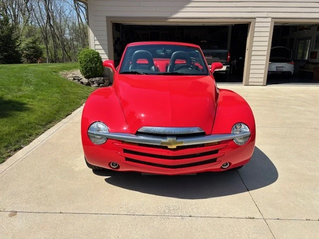 2003 Chevrolet SSR - Image 10 of 31