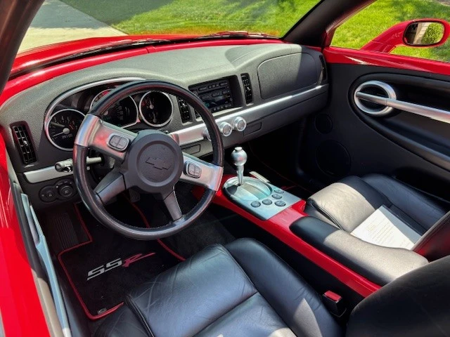 2003 Chevrolet SSR - Image 22 of 31