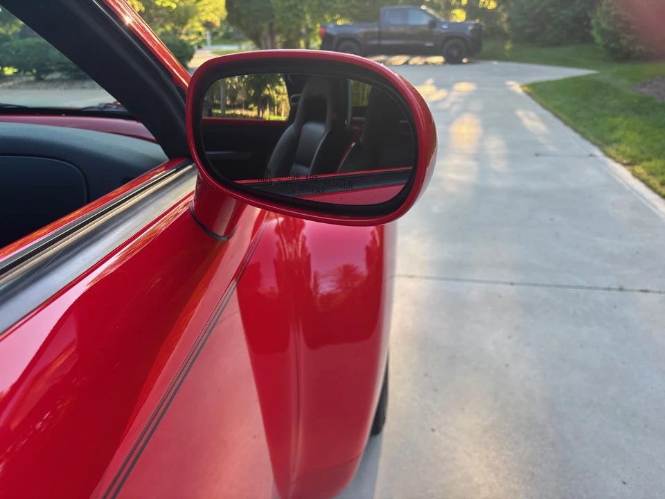 2003 Chevrolet SSR - Image 19 of 31