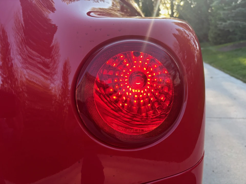 2003 Chevrolet SSR - Image 17 of 31