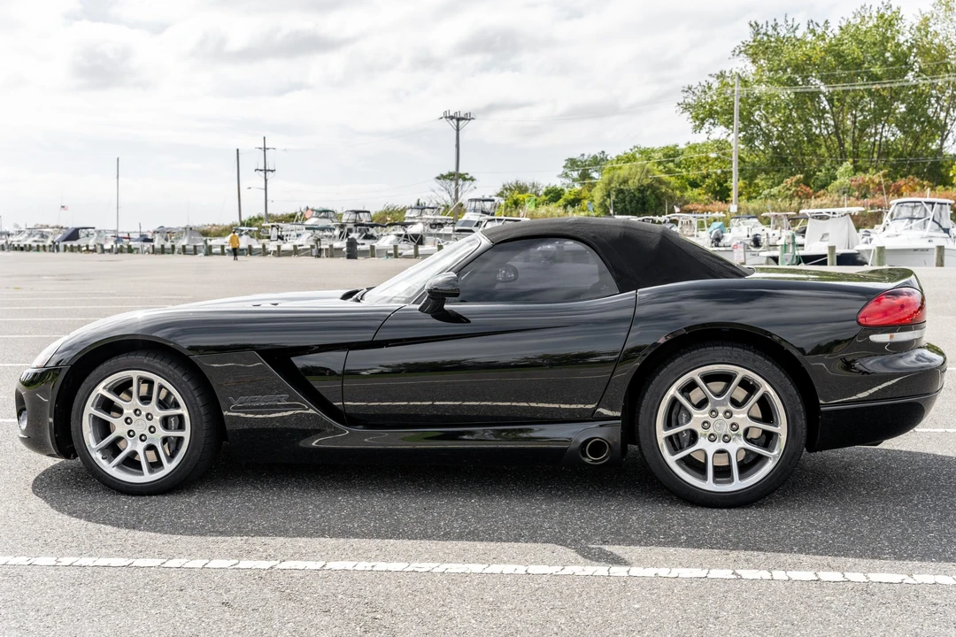 2003 Dodge Viper 3rd Gen - Image 10 of 31
