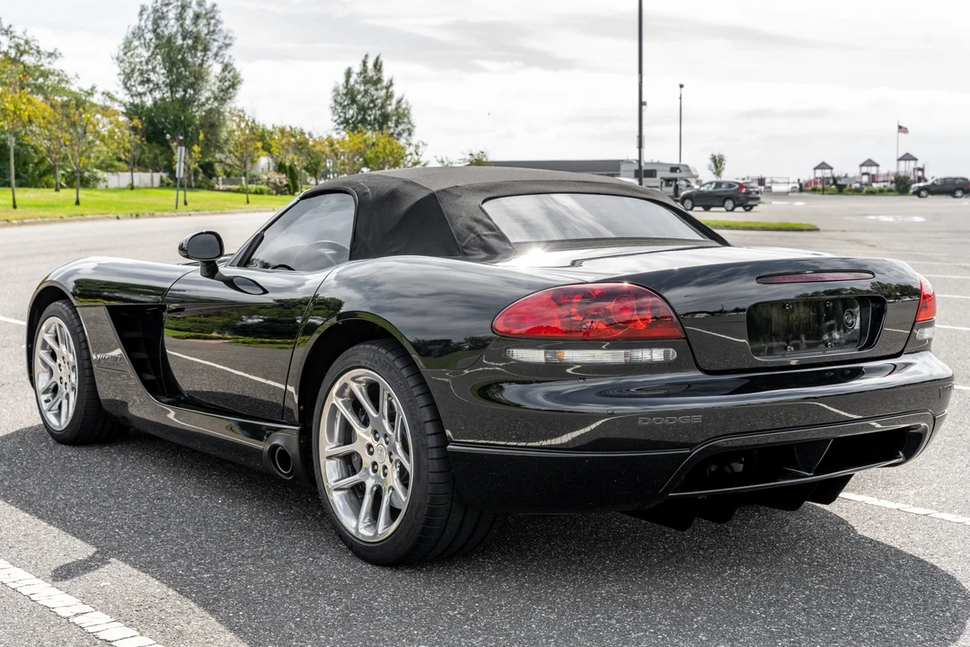 2003 Dodge Viper 3rd Gen - Image 12 of 31