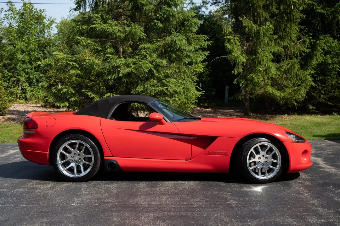 2003 Dodge Viper 3rd Gen - Image 10 of 31