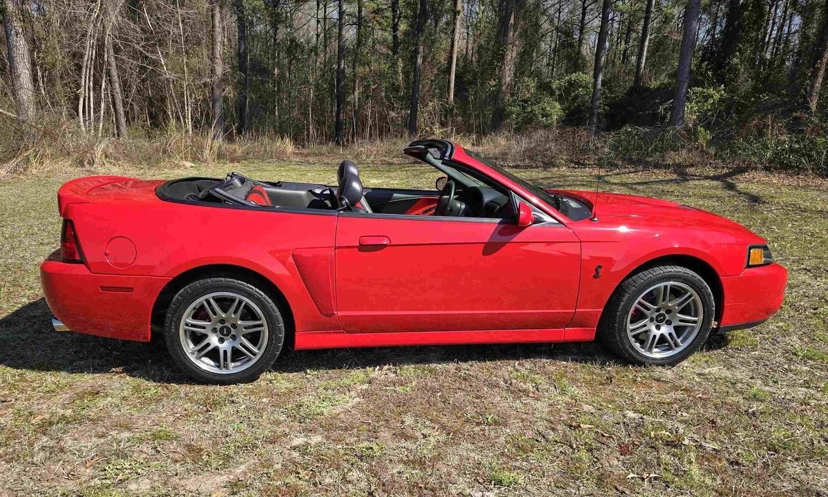 2003 Ford SN95 Mustang Cobra - Image 13 of 31