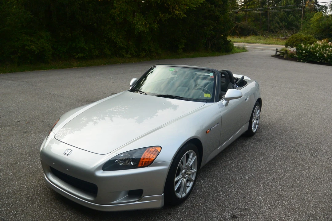 2003 Honda AP1 S2000 - Image 2 of 31