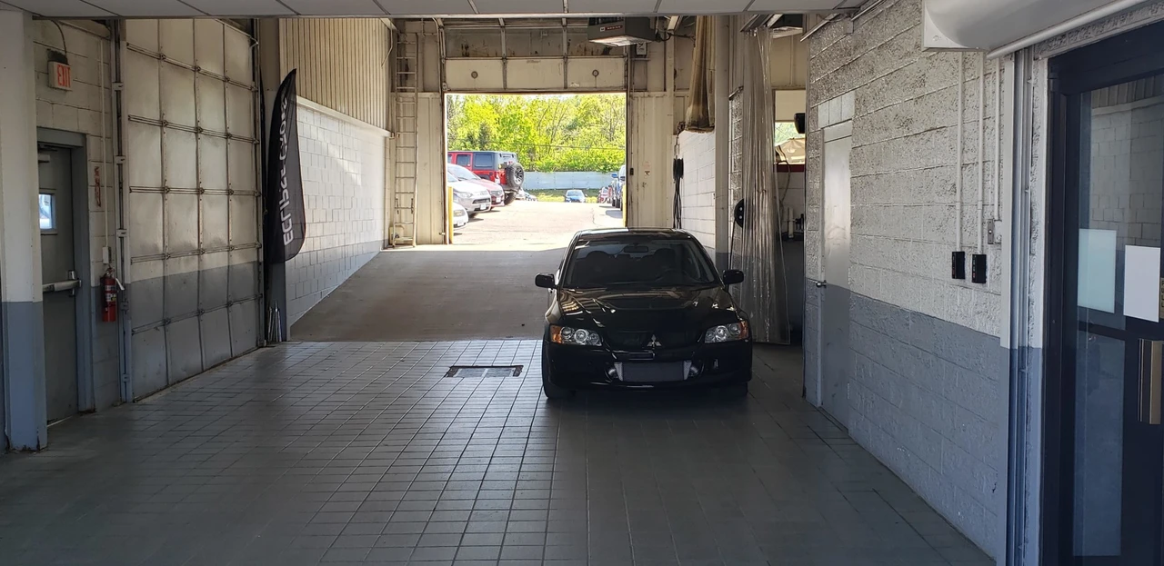 2003 Mitsubishi Lancer Evolution VIII 7th Gen - Image 7 of 31