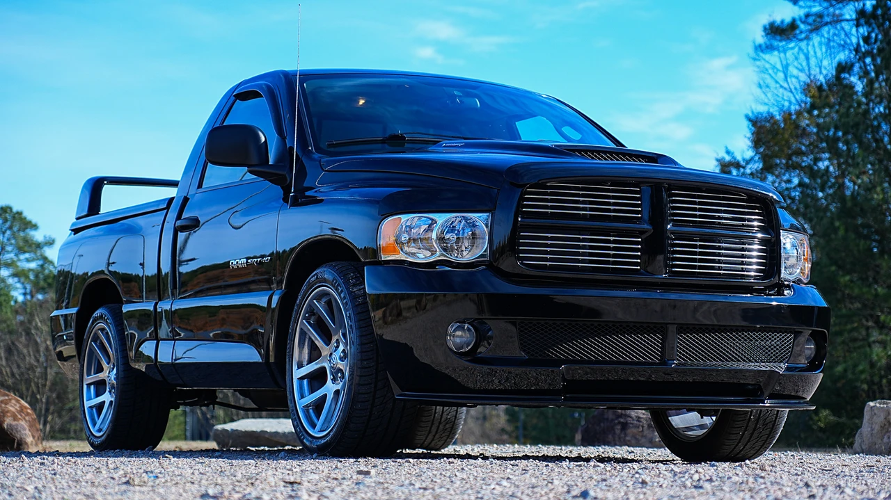 2004 Dodge Ram SRT-10 3rd Gen - Image 4 of 31