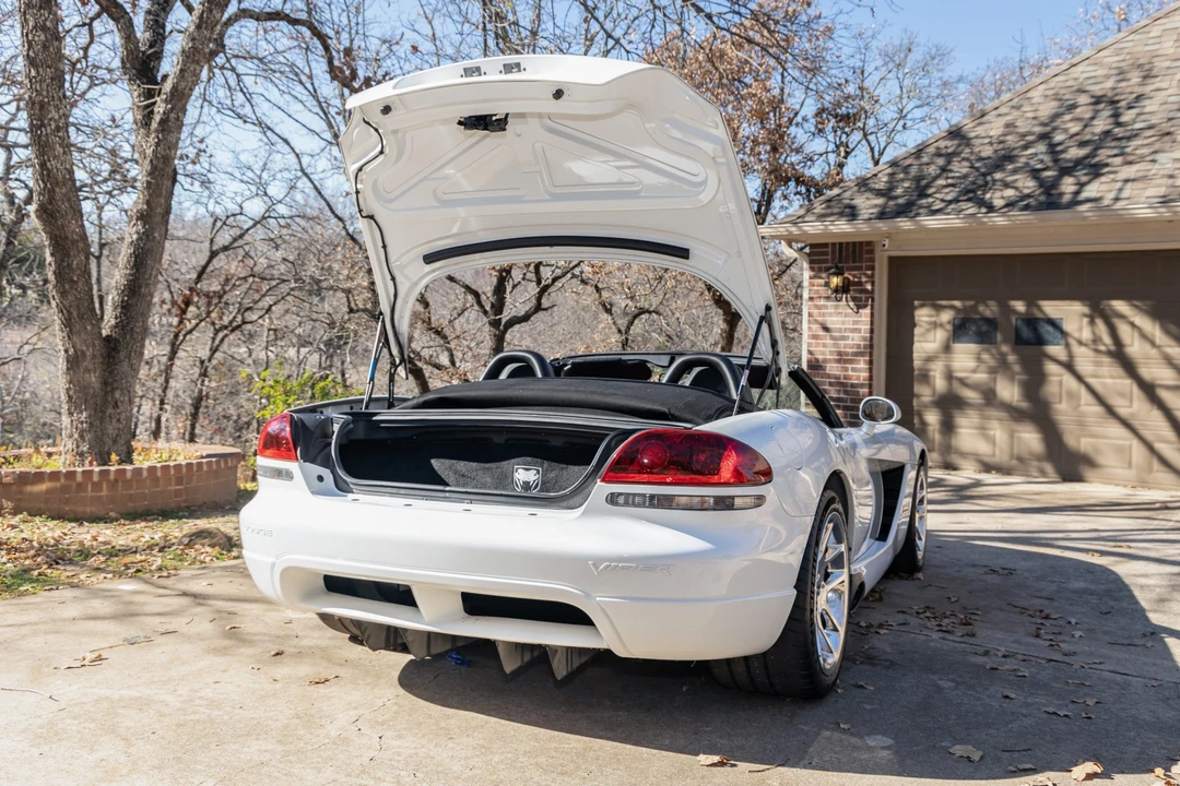 2004 Dodge Viper 3rd Gen - Image 14 of 31