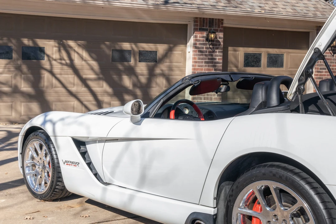 2004 Dodge Viper 3rd Gen - Image 20 of 31