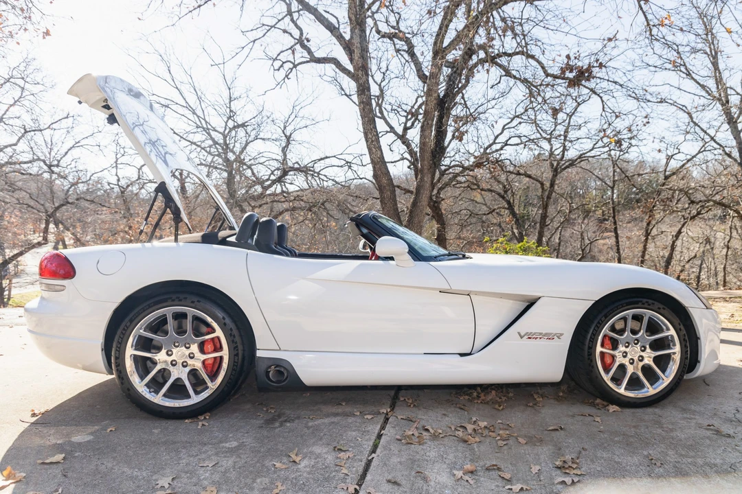 2004 Dodge Viper 3rd Gen - Image 15 of 31