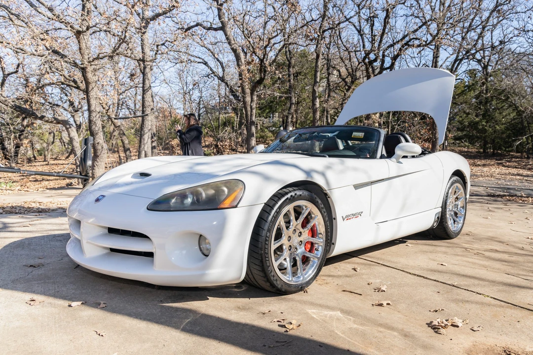 2004 Dodge Viper 3rd Gen - Image 10 of 31