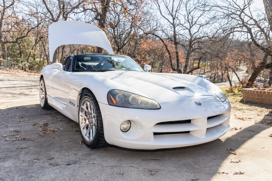 2004 Dodge Viper 3rd Gen - Image 16 of 31