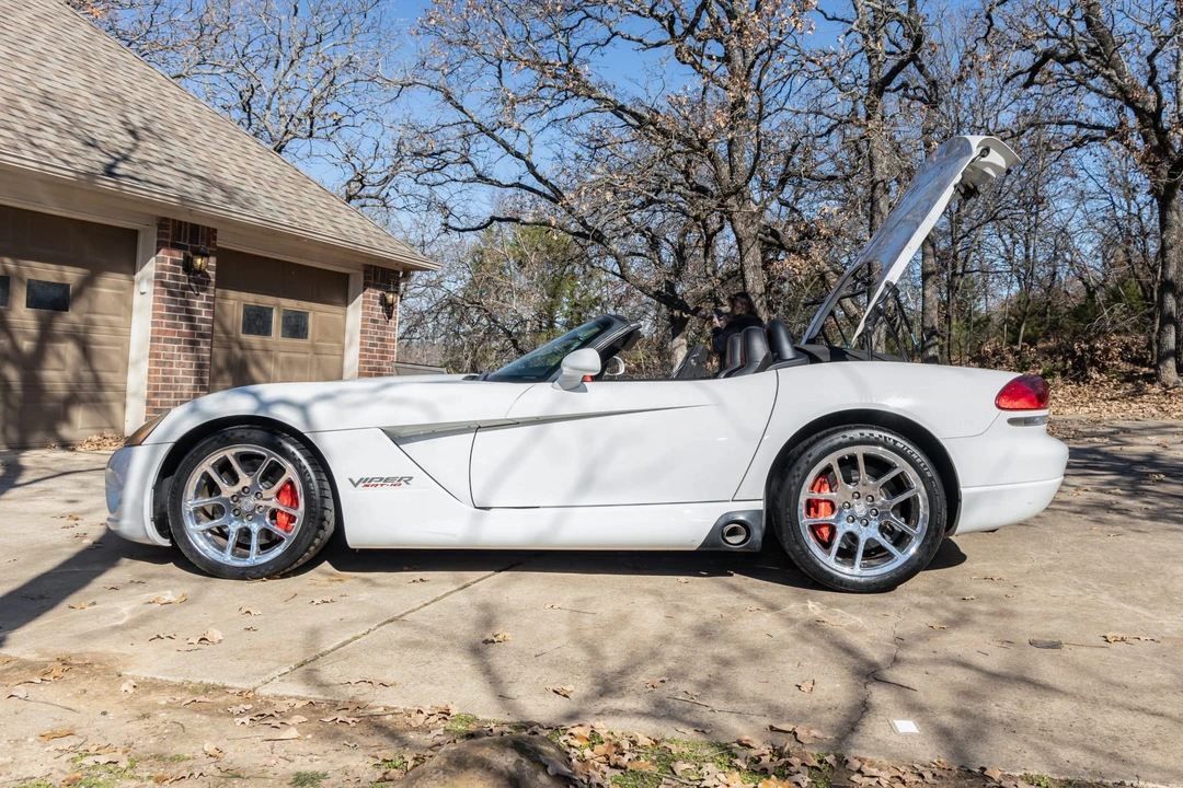 2004 Dodge Viper 3rd Gen - Image 11 of 31