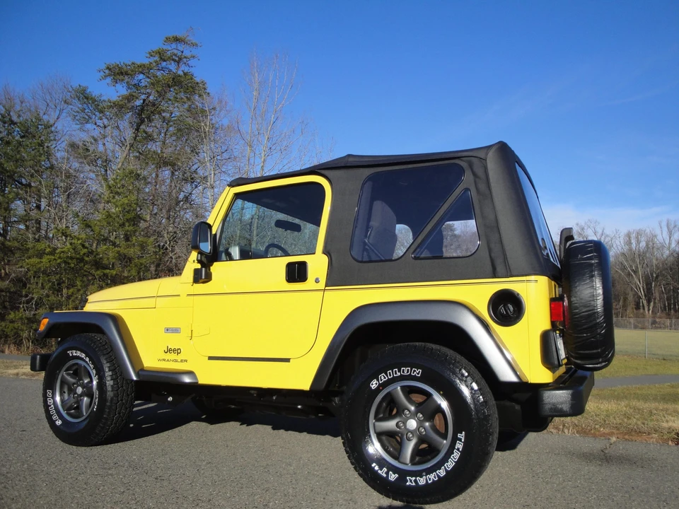 2004 Jeep TJ Wrangler - Image 18 of 31