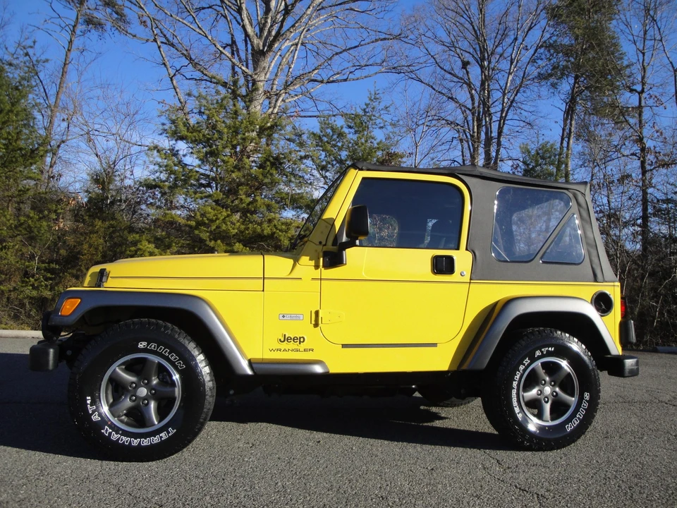 2004 Jeep TJ Wrangler - Image 23 of 31