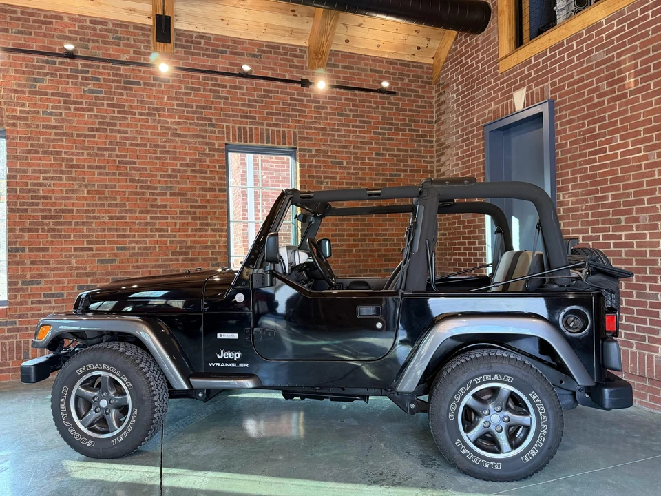 2004 Jeep TJ Wrangler - Image 23 of 31