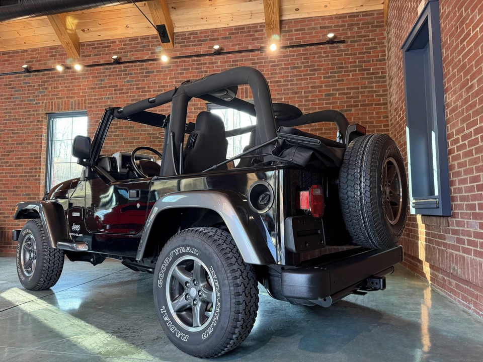 2004 Jeep TJ Wrangler - Image 22 of 31