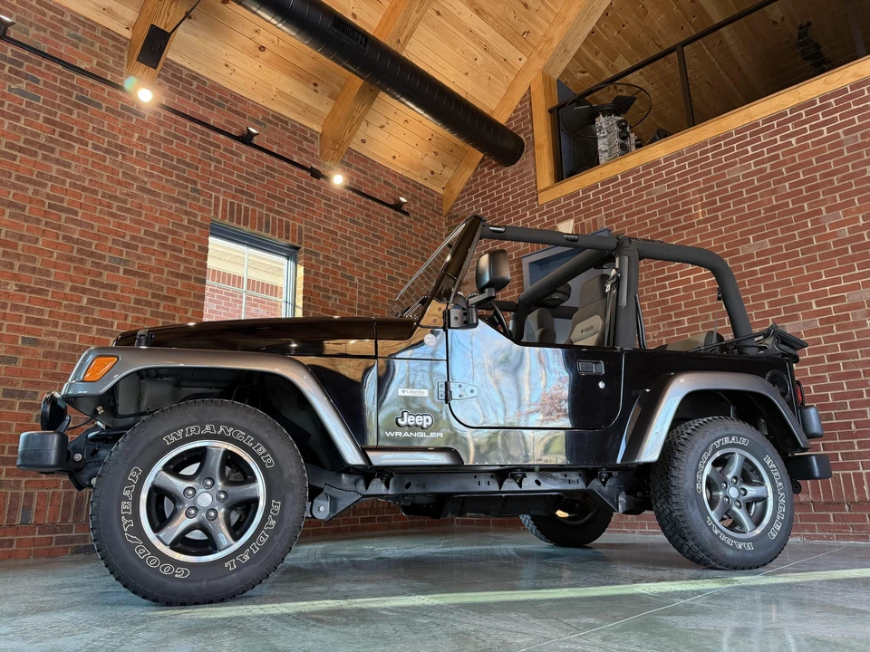 2004 Jeep TJ Wrangler - Image 20 of 31