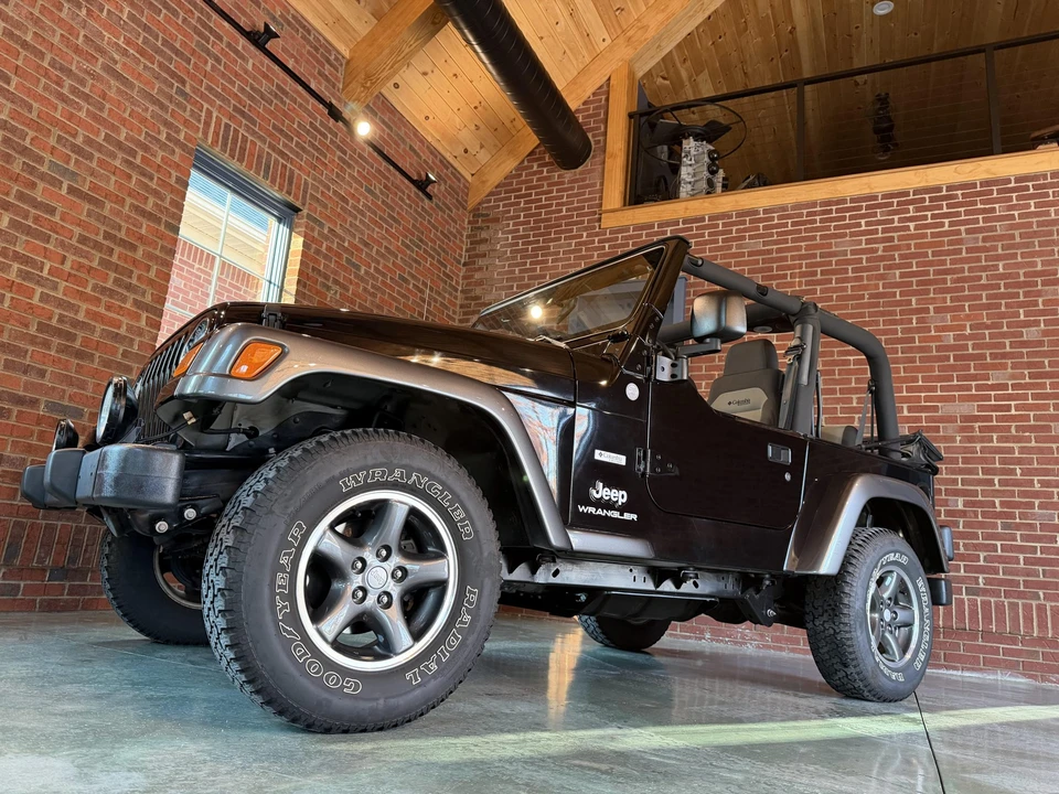 2004 Jeep TJ Wrangler - Image 19 of 31