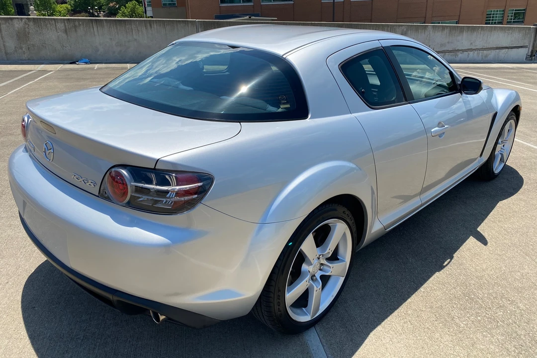 2004 Mazda RX-8 1st Gen - Image 28 of 31