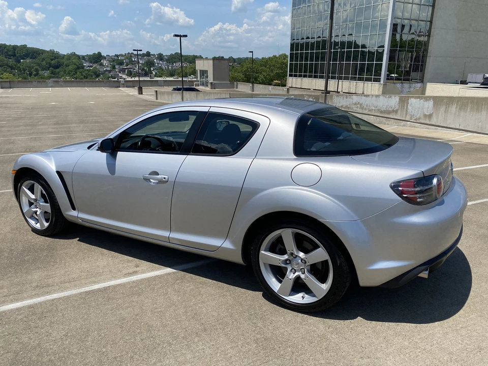 2004 Mazda RX-8 1st Gen - Image 15 of 31