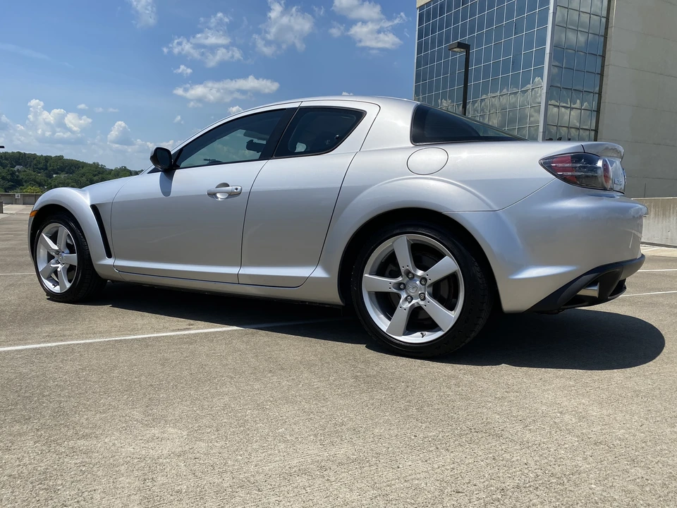 2004 Mazda RX-8 1st Gen - Image 17 of 31