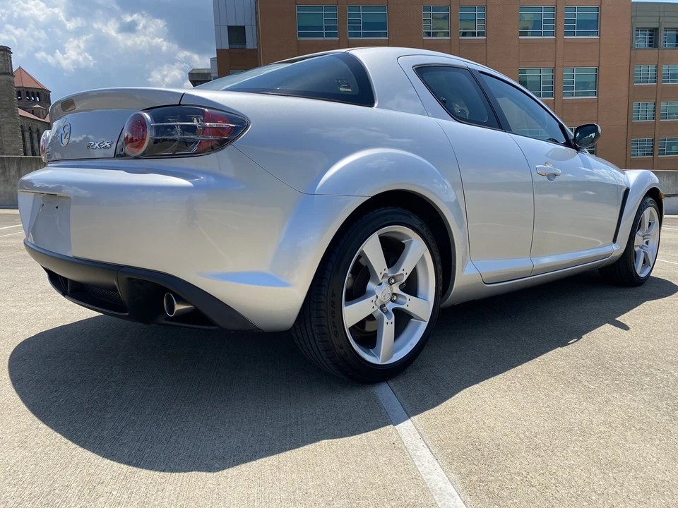 2004 Mazda RX-8 1st Gen - Image 30 of 31