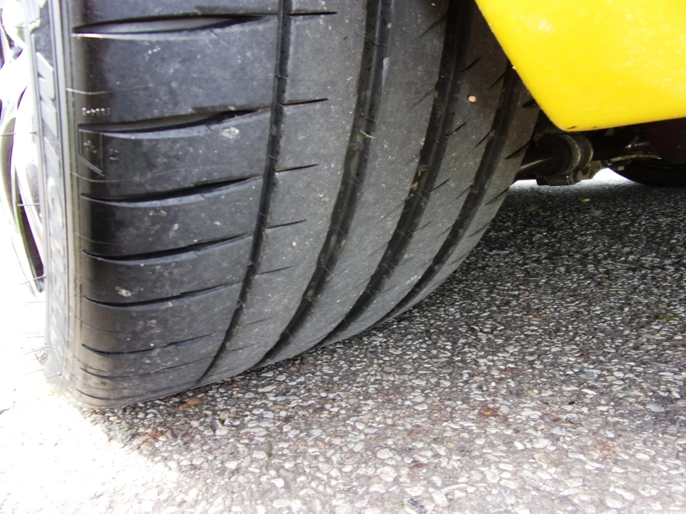 2004 Porsche 996 GT3 - Image 17 of 31