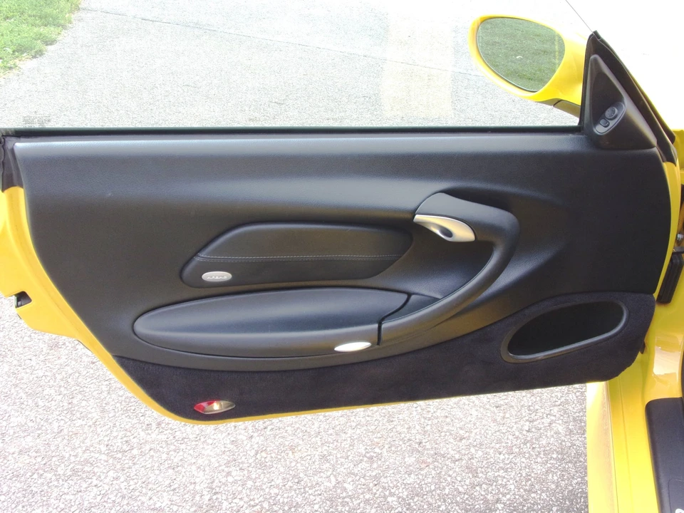 2004 Porsche 996 GT3 - Image 19 of 31