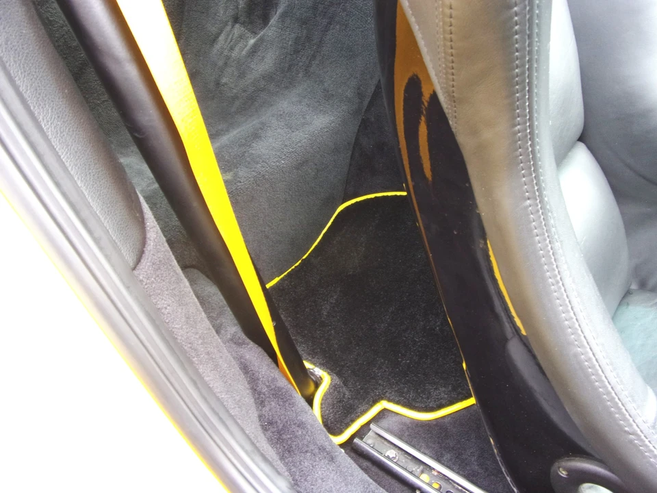 2004 Porsche 996 GT3 - Image 28 of 31