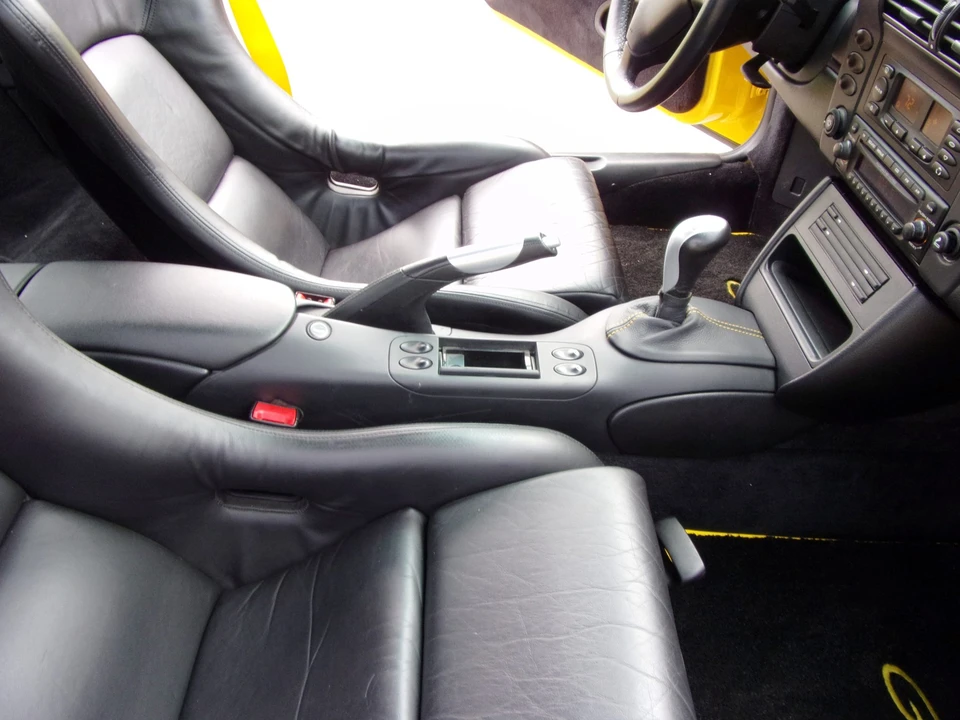 2004 Porsche 996 GT3 - Image 29 of 31