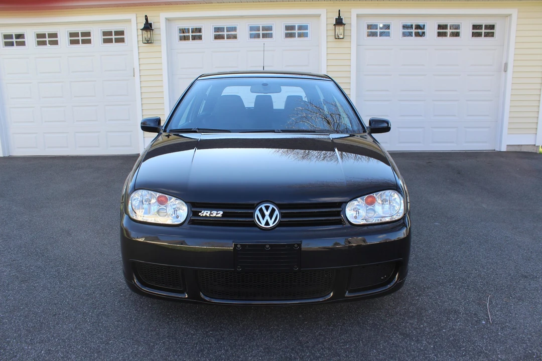 2004 Volkswagen R32 Mk4 - Image 12 of 31