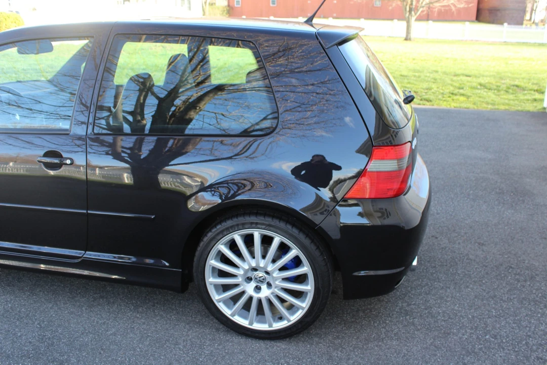 2004 Volkswagen R32 Mk4 - Image 25 of 31