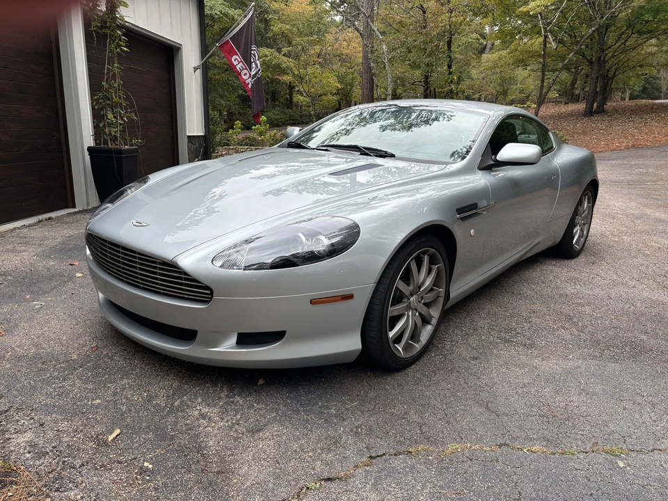 2005 Aston Martin DB9 - Image 22 of 31