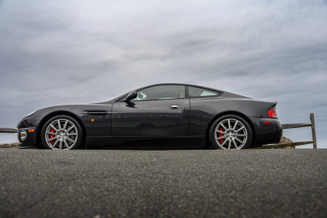 2005 Aston Martin Vanquish 1st Gen - Image 7 of 31