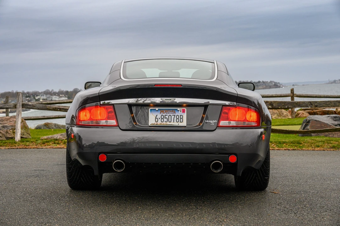 2005 Aston Martin Vanquish 1st Gen - Image 16 of 31