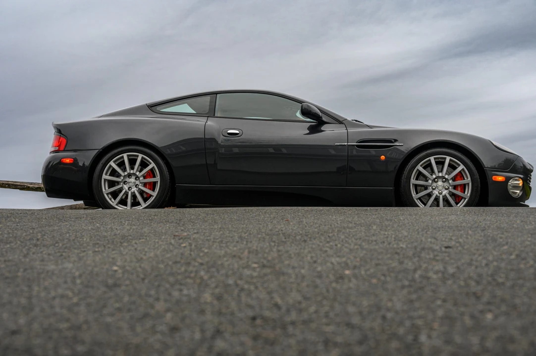 2005 Aston Martin Vanquish 1st Gen - Image 22 of 31