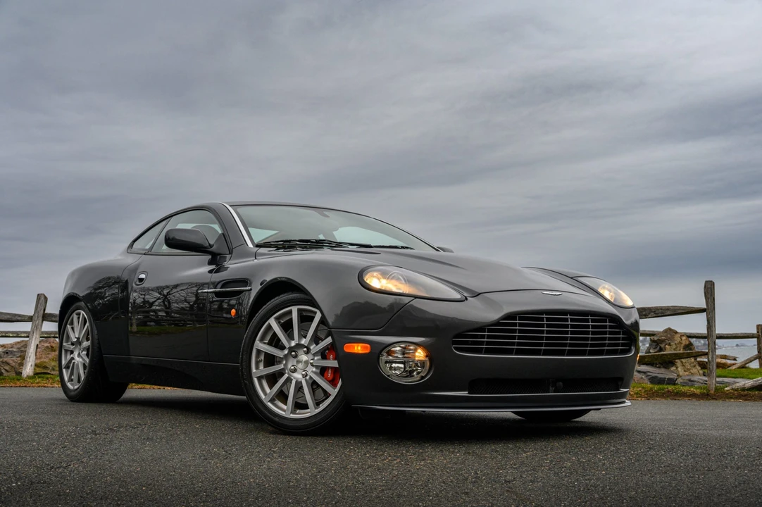 2005 Aston Martin Vanquish 1st Gen - Image 27 of 31