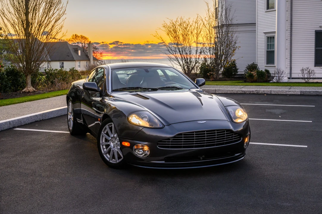 2005 Aston Martin Vanquish 1st Gen - Image 2 of 31