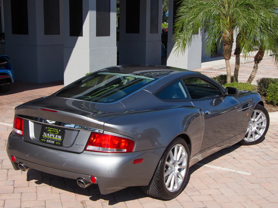 2005 Aston Martin Vanquish 1st Gen - Image 18 of 31